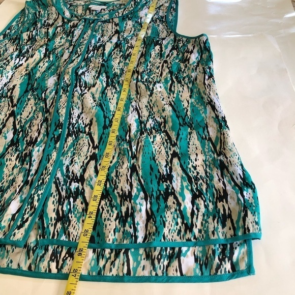 Liz Claiborne Women’s Button Down Animal Print Sleeveless Round Neck Size L - Picture 11 of 11